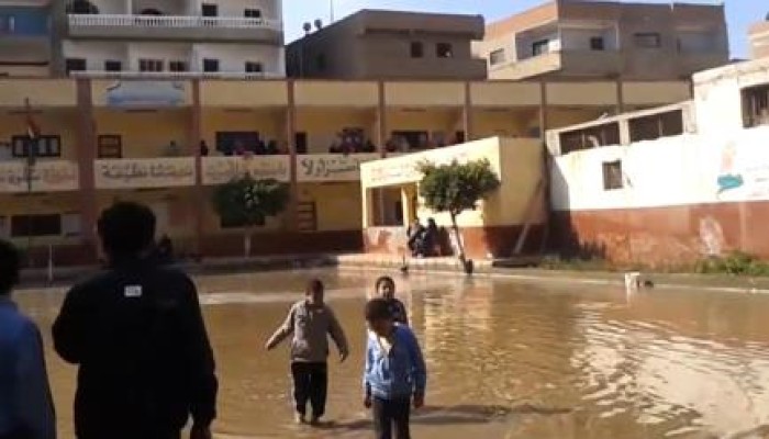 بالصور.. "المجارى" تحاصر الشرقية.. ومخاوف من انتشار الأوبئة