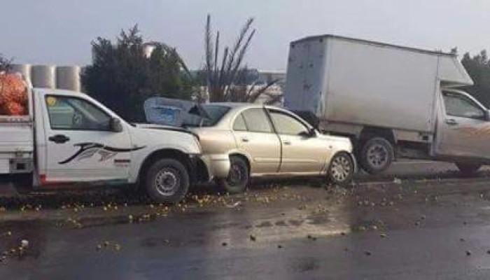 نحس الانقلاب : مصرع وإصابة 7 في حادث تصادم 6 سيارات بـ العاشر