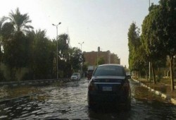 بالصور.. غرق مدن أسوان في مياه الصرف الصحي ينذر بكارثة بيئية