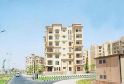 في القاهرة الجديدة المتر بـ4 آلاف جنيه للمصريين وبـ300 جنيه للإماراتيين !