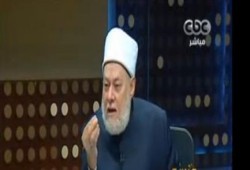 بالفيديو : المفلس علي جمعة ملكة بريطانيا " إليزابيث الثانية" من "آل البيت"