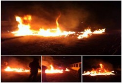 الثوار يسيطرون على شارع محب بالمحلة الكبرى ويقطعون الطريق بالإطارات المشتعلة