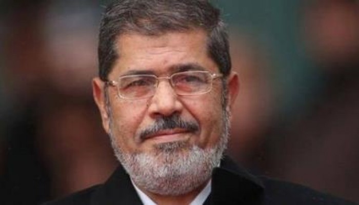 آيات عرابي تكتب : كفوا ألسنتكم عن الرئيس أيها المرتزقة !