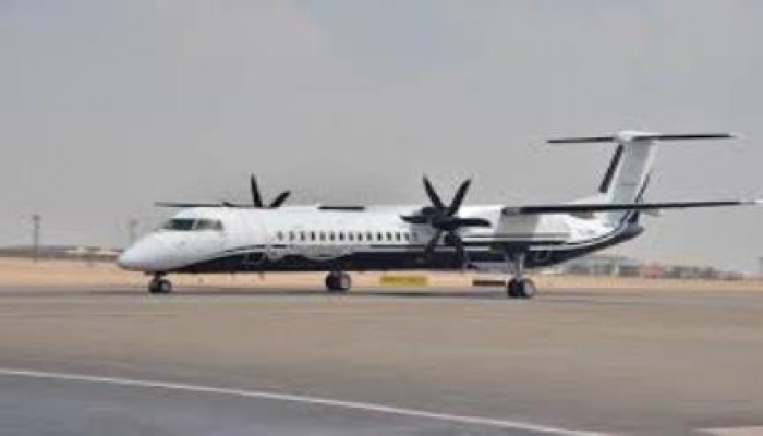 رجال الأعمال بدءوا مسلسل الهروب خوفًا من انتفاضة 25 يناير