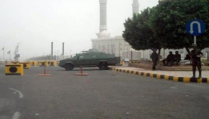 نجاة رئيس الوزراء اليمنى من محاولة اغتيال برصاص حوثيين وسط صنعاء