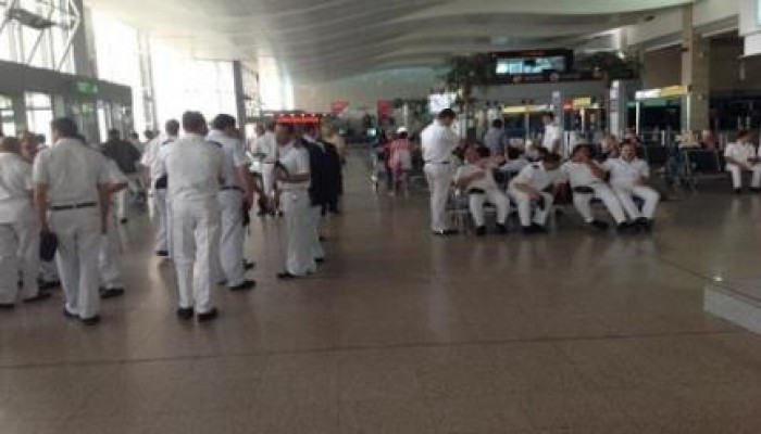 تشريد مئات العمال بعد إغلاق فنادق سياحية بالغردقة