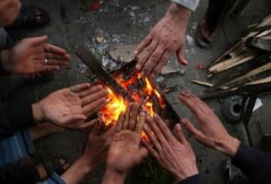 أهالي الفيوم  لوزير "الظلام": إحنا لاقيين ناكل علشان نجيب دفايات؟