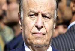 اليمن :  بدء تنفيذ اتفاق إنهاء الأزمة وانسحاب المسلحين من محيط الرئاسة