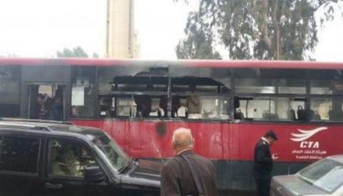 مجهولون يشعلون أتوبيس نقل عام بالأوبرا