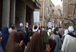 الامن يعتدي على مسيرة ثوار قوص بقنا