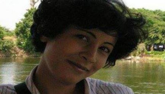 بالصور : مقتل ''شيماء الصباغ'' عضوة التحالف الشعبي برصاص الداخلية في محيط  ''التحرير''