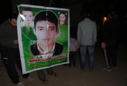 الشرقية: وقفة ليلية لشباب أنشاص الرمل أمام منزل الشهيد علي غنيم