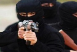 مجهولون يشعلون النيران في سنترال المرج