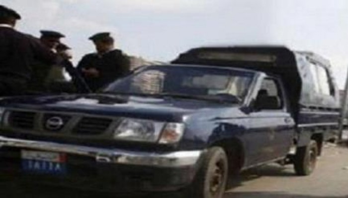 مجهولون يلقون عبوة ناسفة على سيارة شرطة بالفيوم