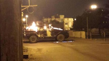 ثوار ناصر ببني سويف ينسفون مدرعة شرطة هاجمت مسيرتهم