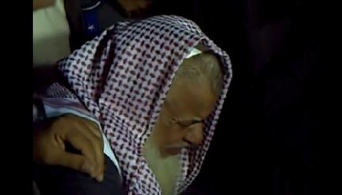 الفيوم: الآلاف يزفون الشهيد "رشوان ادريس" إلى مثواه الأخير ..ووالده يؤم المشيعين شاكرا لله