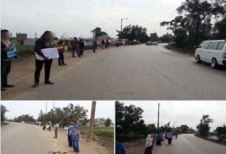 سلسلة بشرية لثوار كرم ورزوق بفارسكور دمياط