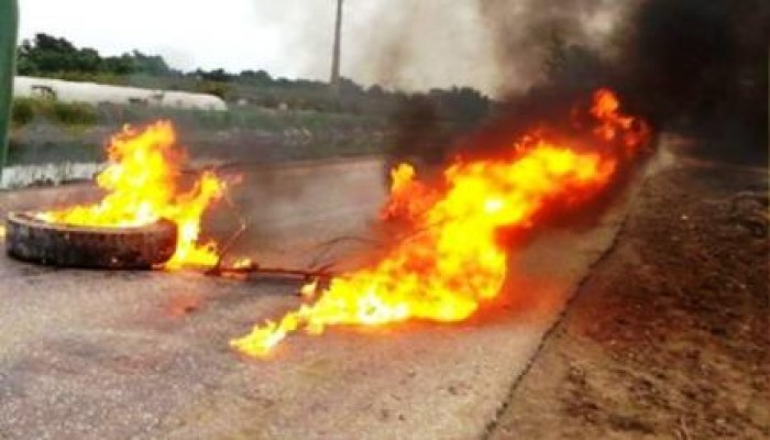 المقاومة الشعبية بالدقهلية تقطع طريق (نبروة - بيلا)