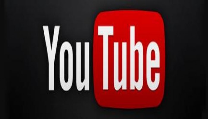 بالفيديو :  و انفجرت القنبلة ضحك هيستيرى بين المارة بعد تفكيك عبوتين ناسفتين