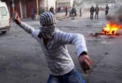 المقاومة الشعبية تقطع طريقين باطسا و مواطنون يؤكدون سماع انفجار هائل بمحيط مركز شرطة إطسا