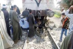 عهد السفاح : قطار يقسم طالب نصفين  ومصرع 3 وإصابة 4 فى حادث تصادم بكفر الشيخ