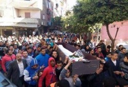 بالصور.. الآلاف يشيعون جثمان شهيد "أولتراس نهضاوي" عبد الرحمن هشام