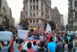 الثوار يتحدون مليشيات الانقلاب ويتظاهرون في "طلعت حرب"