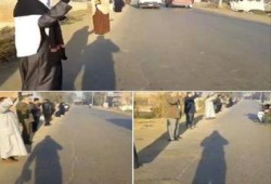 سلسله بشريه صباحية لمناهضي الانقلاب بالساحل