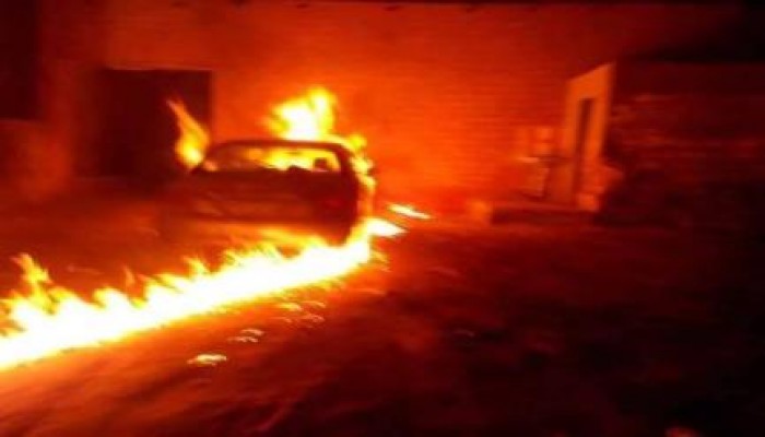 المقاومة الشعبية تحرق سيارة المعتدي علي مسيرات أطفيح