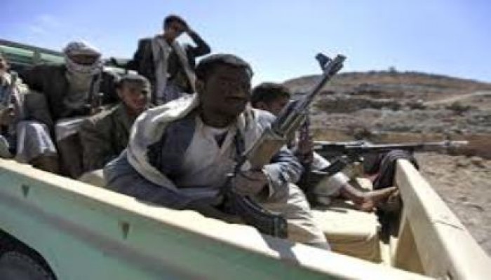 الحوثيون يغلقون ساحة التغيير بصنعاء ‏ لمنع المظاهرات