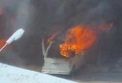 مجهولون يحرقون سيارتي عقيد وأمين شرطة ببني سويف