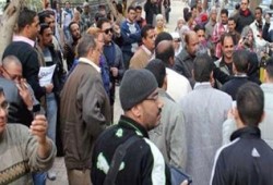 عمال الجلود بقويسنا والكبريت بالعاشر يضربون عن العمل