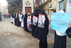 الشرقية: سلاسل بشرية ومسيرة لثوار أبوكبير استمراراً لأسبوع الإصرار والتحدي