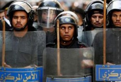 اعتقال أمين شرطة ببني سويف امتنع عن قتل المتظاهرين