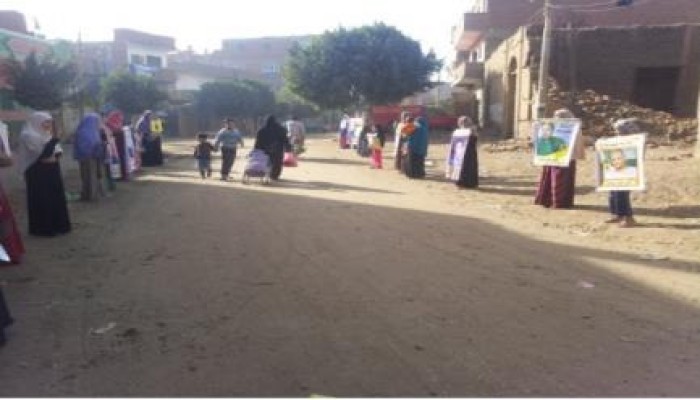 الشرقية: سلاسل بشرية لنساء ضد الانقلاب بـ مركز منيا القمح