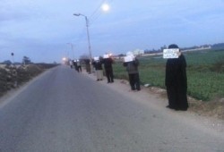 الاسماعيلية: ثوار أبو صوير ينتفضون بسلسلة بشرية صباحية