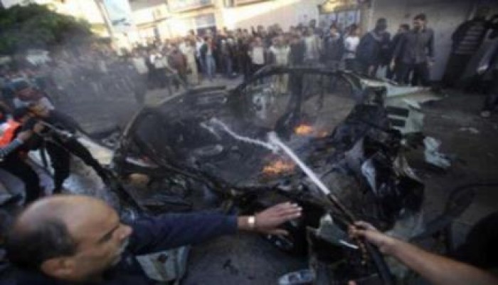 مجهولون يفجرون سيارة قيادي بـ”حماس″ وسط غزة دون وقوع إصابات