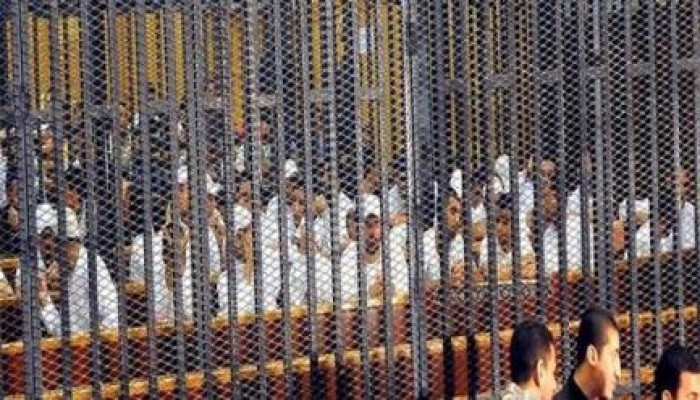 قاضي "مذبحة بورسعيد": "حكم العسكر مش هيسقط"