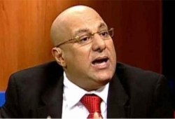 صحفي موالي للانقلاب يهدد السعودية: إيقاف الدعم المالي لمصر سيقابله خسارة المملكة لوجودها