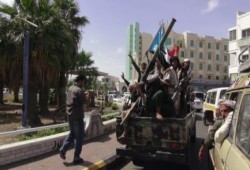 جيش الصهاينة يطارد صيادي غزة بحثا عن "الضفادع البشرية"