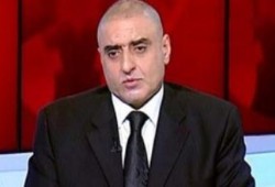 بالفيديو..  الانقلابي " عزمي مجاهد " باسم اتحاد الكرة: جزمة الشرطة على رؤوسنا