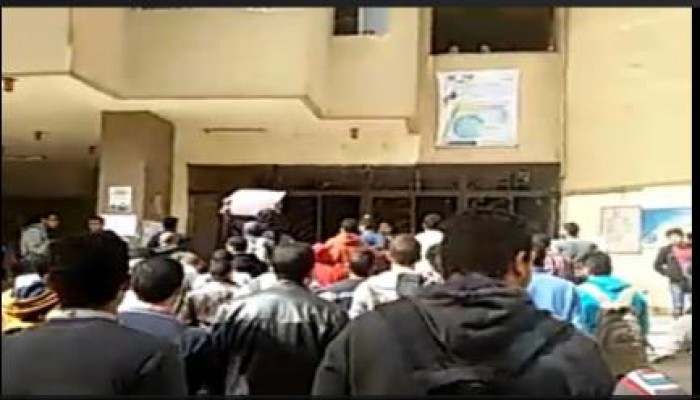 فيديو.. طلاب زراعة عين شمس وهندسة المطرية ينددون بمذبحة "الدفاع الجوي"