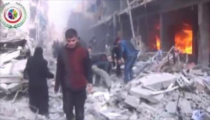 "دوما"  ليست "معاذ" ..  العالم يكتفي بمشاهدة المجزرة !