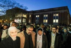 وقفة تضامنا مع الـ 3 طلاب المسلمين القتلى بالولايات المتحدة (صور)