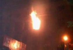 حريق يلتهم 5 محلات وشقتين و3 سيارات بوكالة البلح