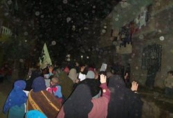 بنى سويف: مسيره ليليه بابويط تندد باقتحام قرية أم الجنازير