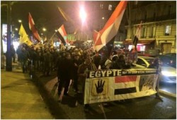 مسيرة للمصريين في باريس تهتف بسقوط الانقلاب