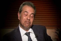 جيش الانقلاب يحقق "نبوءة" المختل الذى تحركه المخابرات بضرب ليبيا