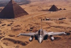 الانقلاب يعقد صفقتي سلاح بأكثر من نصف الاحتياطي الأجنبي .. والشعب يشتكي الفقر !!