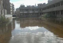 معهد أزهري بالفيوم يغرق في مياه الصرف الصحي